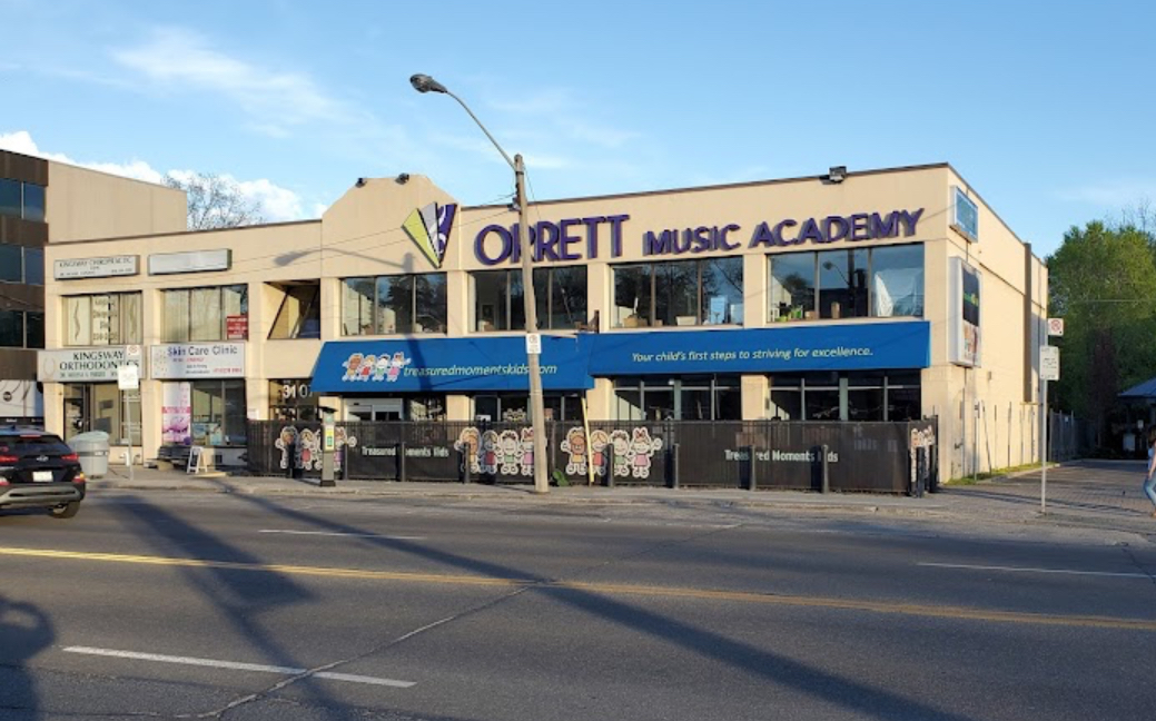 Etobicoke - The Kingsway